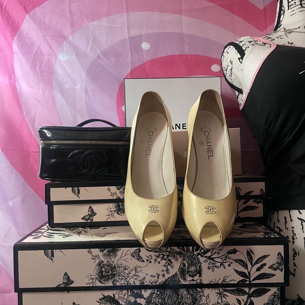 Chanel heels (40 IT)